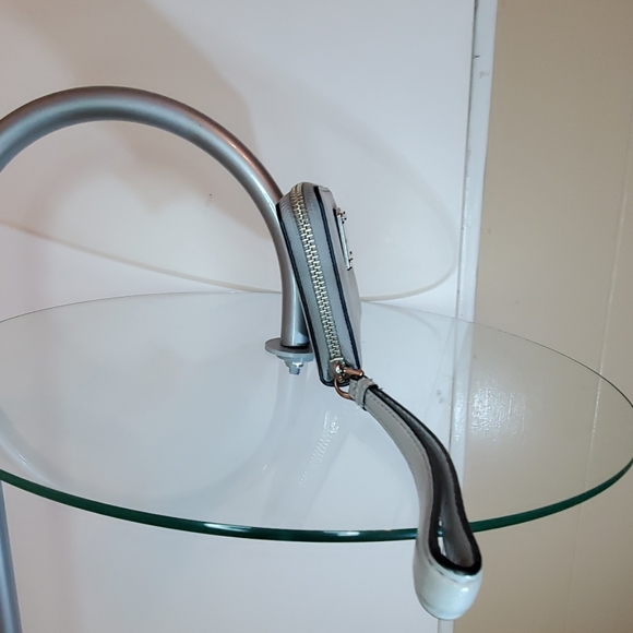 Marc Jacobs Wristlet - Picture 2 of 8